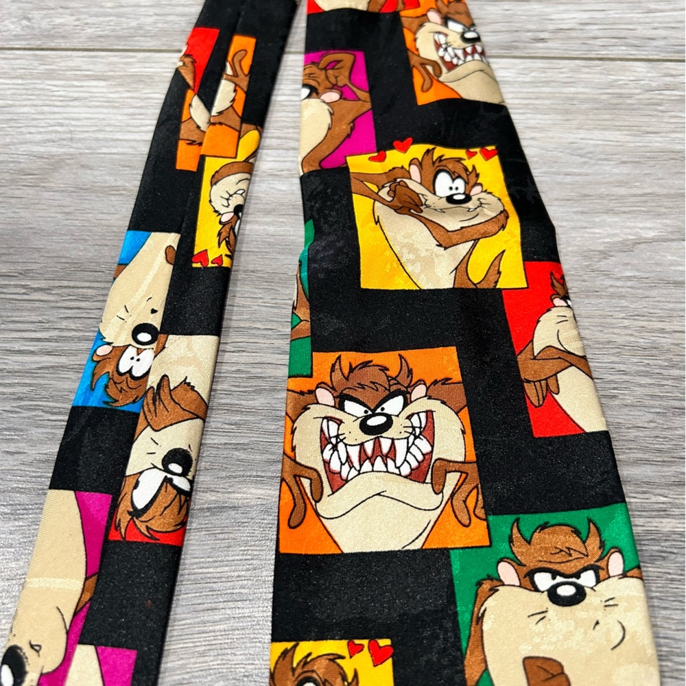 Vintage Looney Tunes Valentines Day Tazmanian Devil “TAZ” Neck Tie 90s